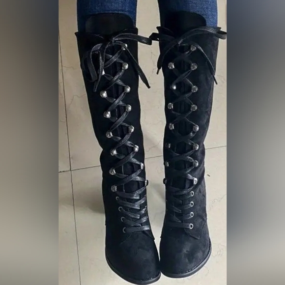 Black Lace-Up Corset Suede Knee-High Boots - Picture 6 of 7